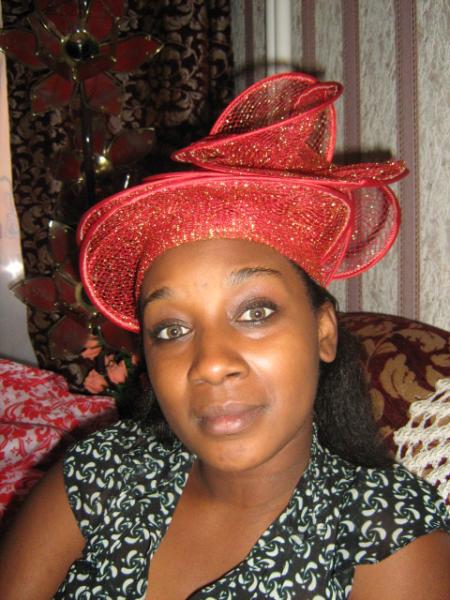 jole chapeau  rouge doré